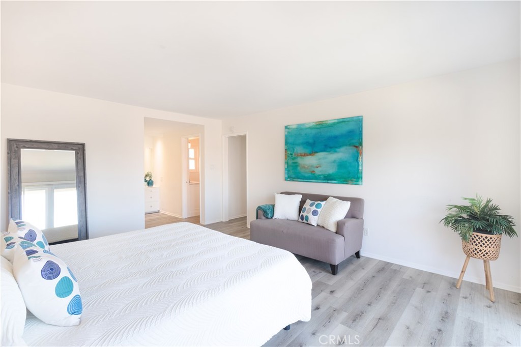 22711 Nadine Circle B