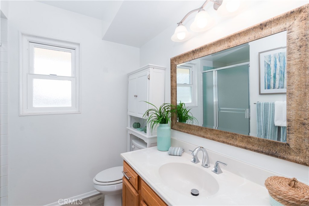 22711 Nadine Circle B