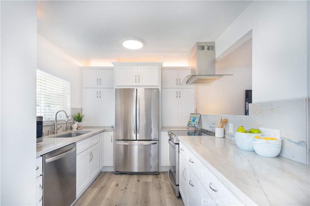 22711 Nadine Circle B