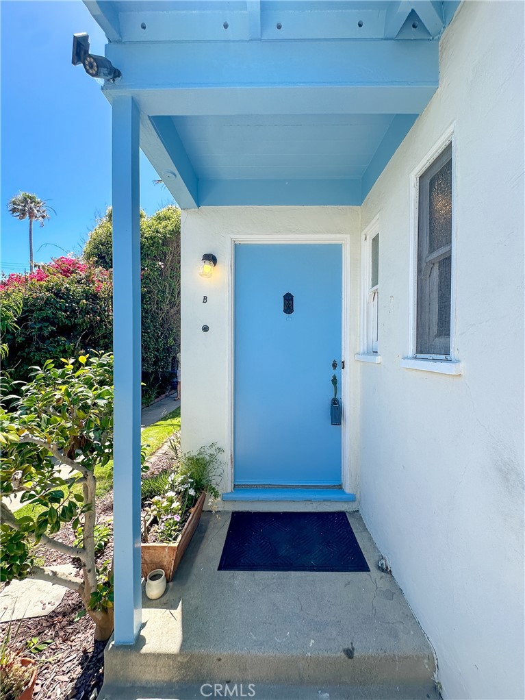 917 S Catalina Avenue