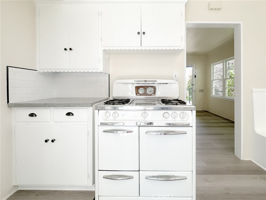 917 S Catalina Avenue