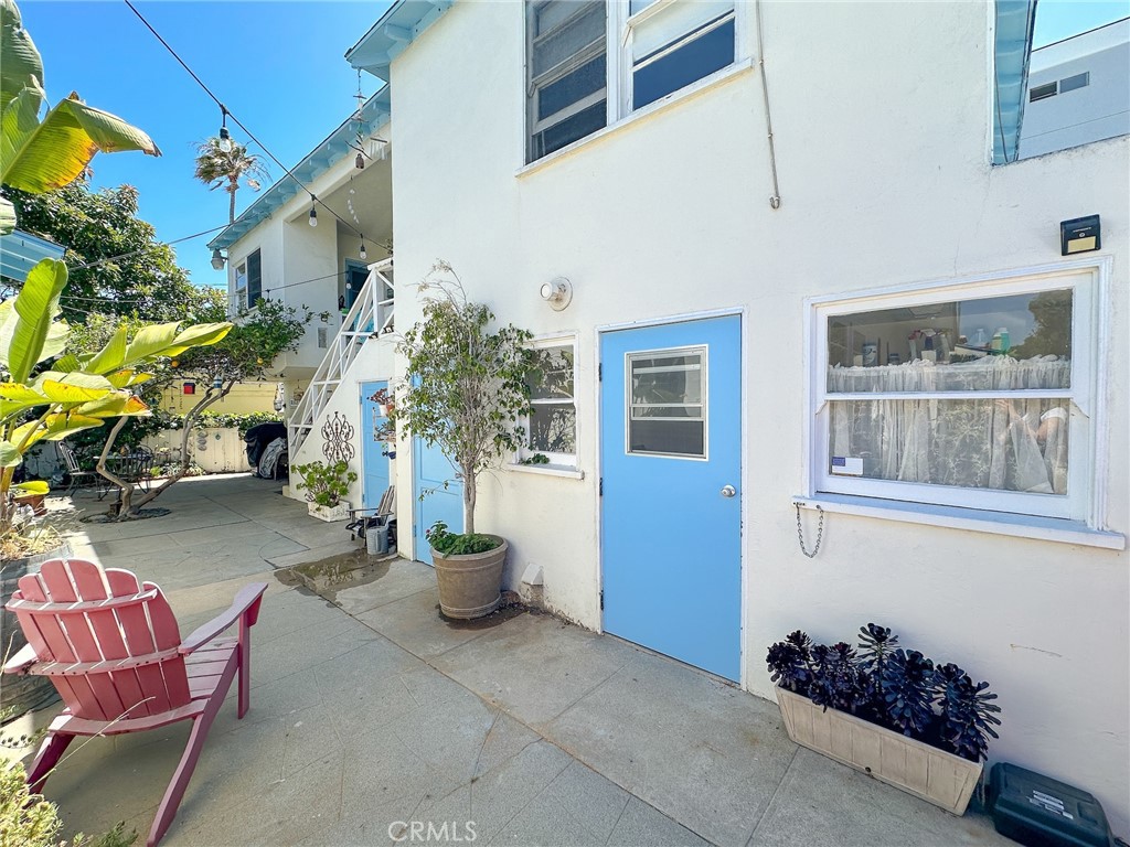 917 S Catalina Avenue