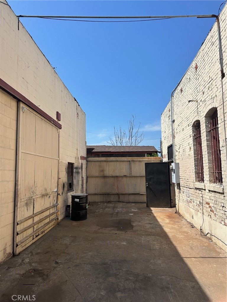 1200 W Slauson Avenue