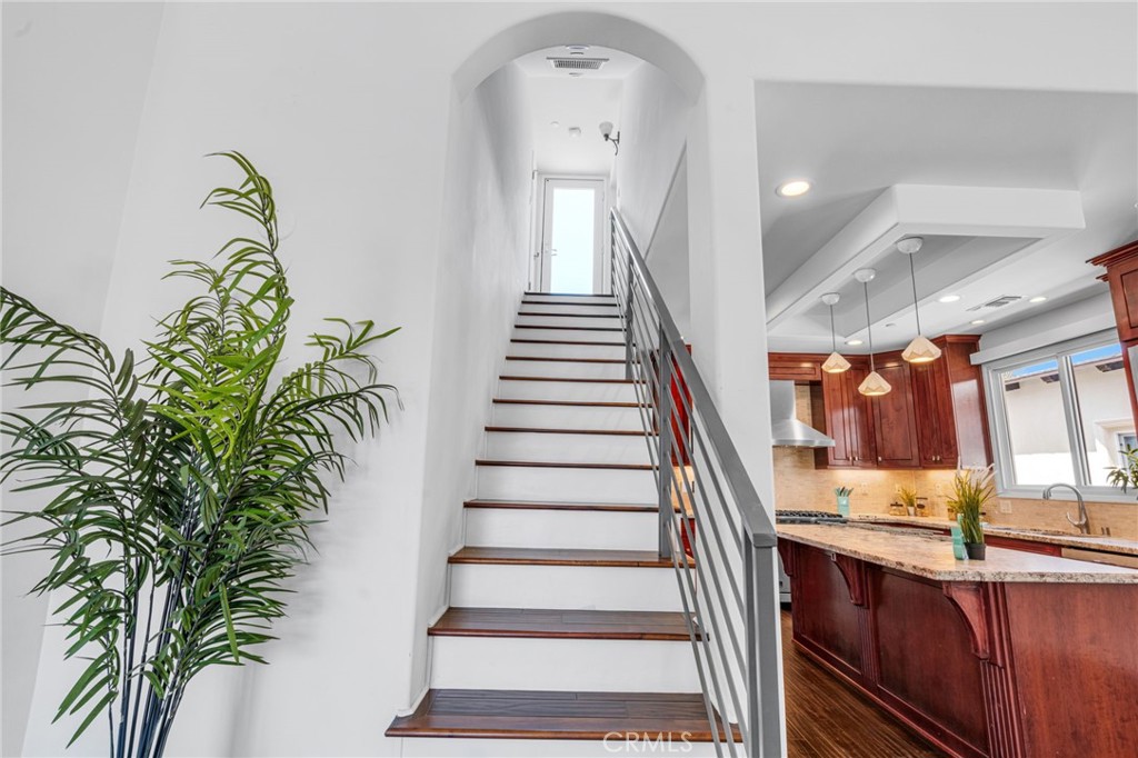 505 N Lucia Avenue A