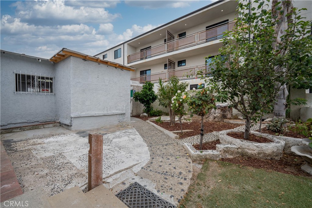 25431 Belle Porte Avenue