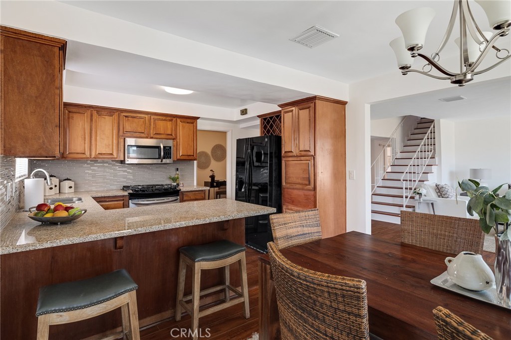 18424 Coltman Avenue