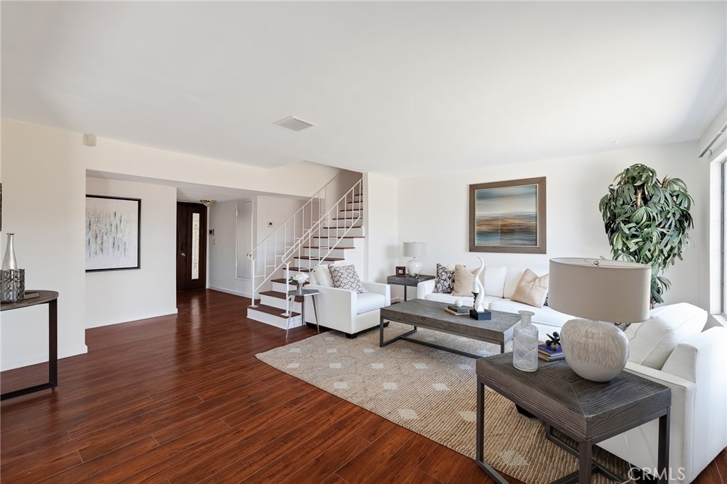 18424 Coltman Avenue