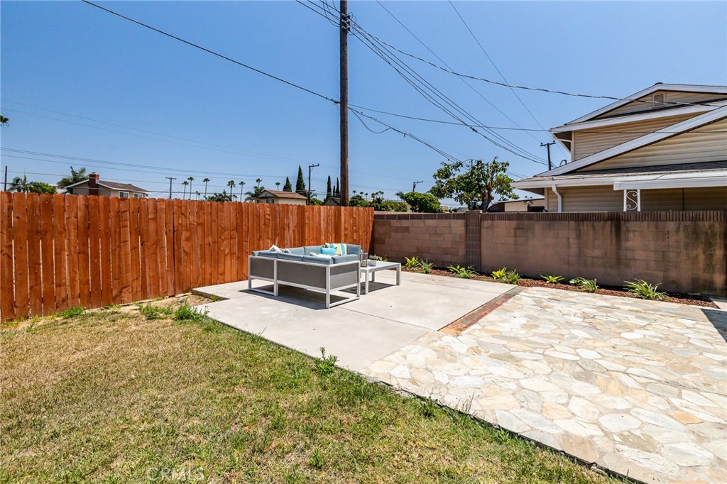 18424 Coltman Avenue