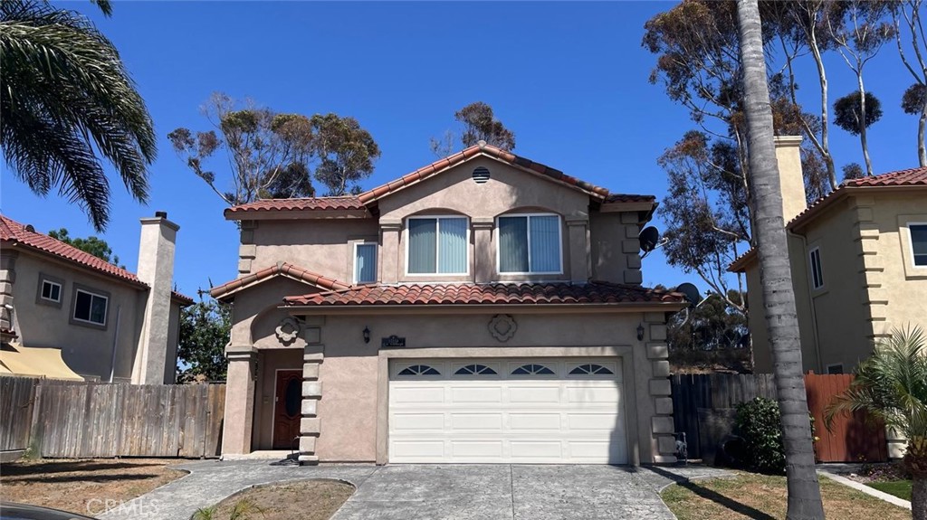 12114 S La Cienega Boulevard