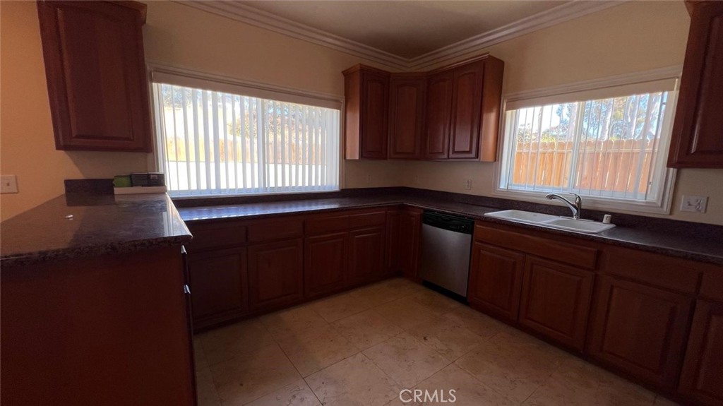 12114 S La Cienega Boulevard