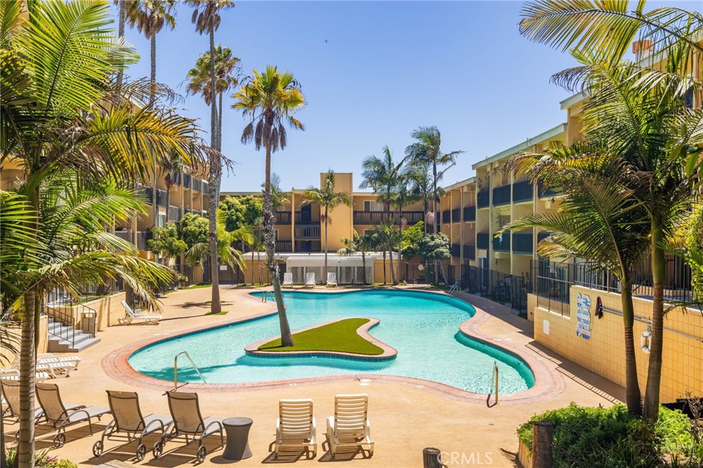 770 W Imperial Avenue 68