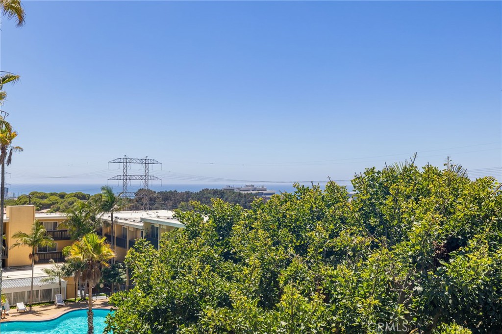 770 W Imperial Avenue 68