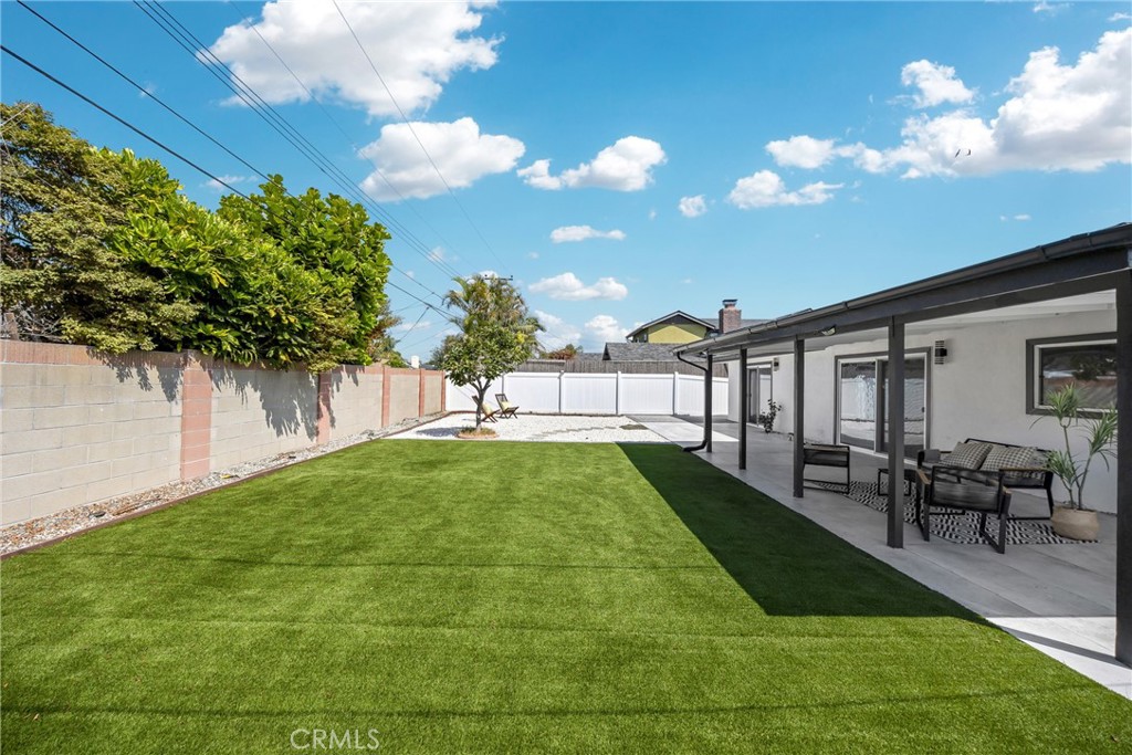 16351 Hollywood Lane