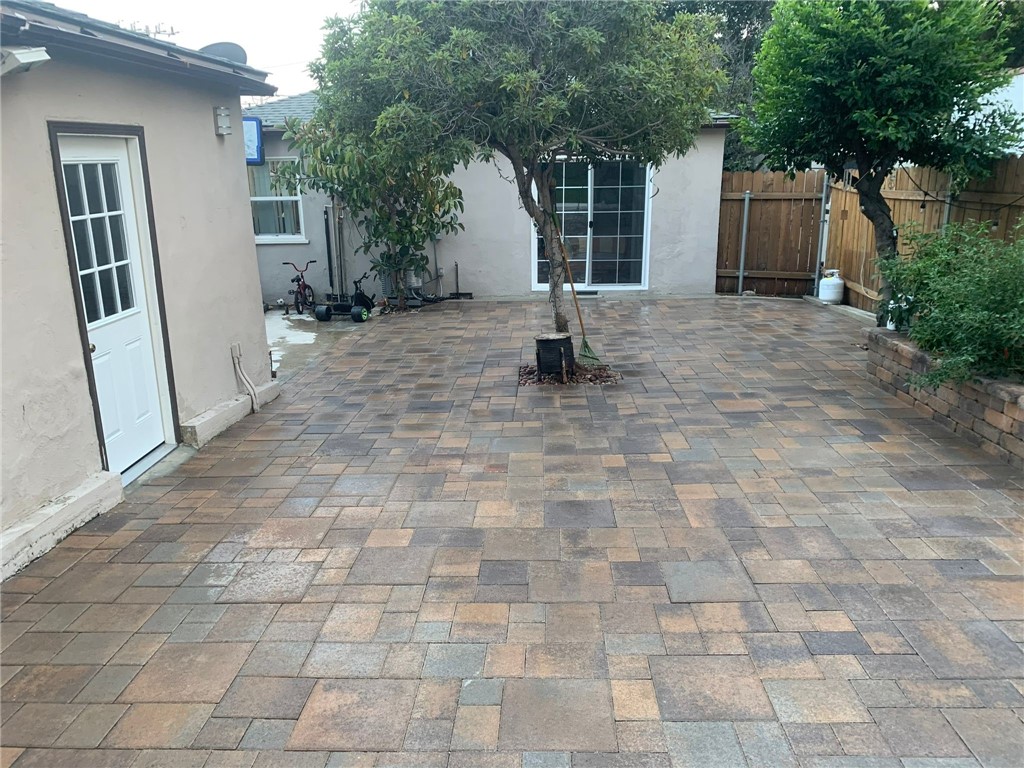 3215 Prospect Avenue