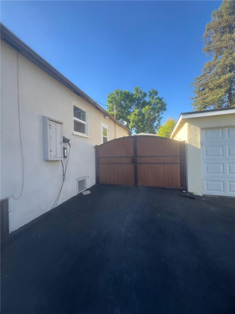 3215 Prospect Avenue