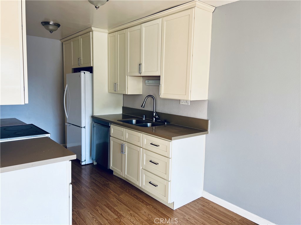 6000 Canterbury Drive D206