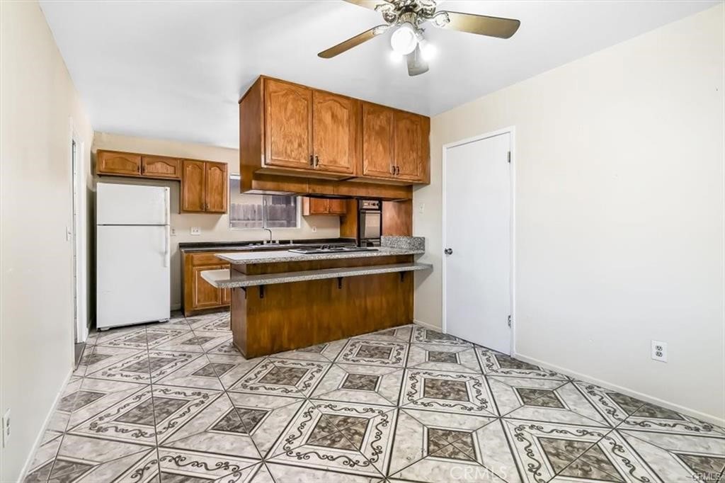 25425 Margaret Avenue