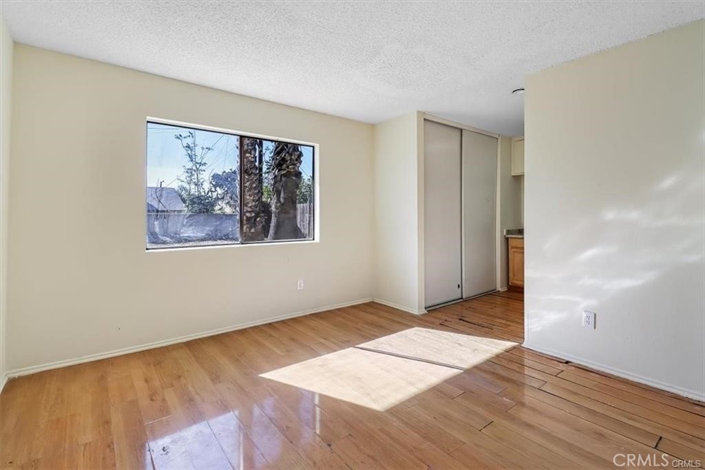 25425 Margaret Avenue