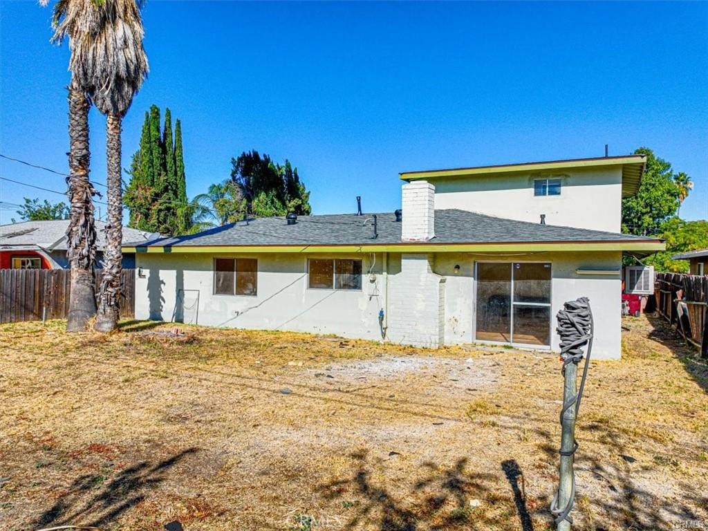 25425 Margaret Avenue