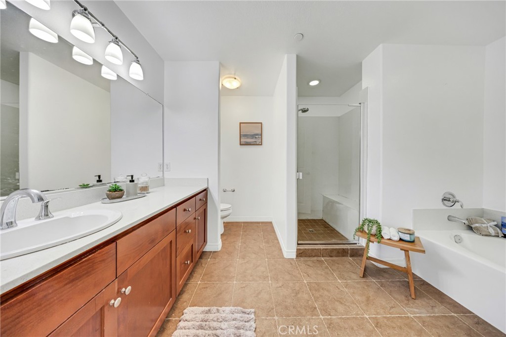 1407 Lomita Boulevard 17