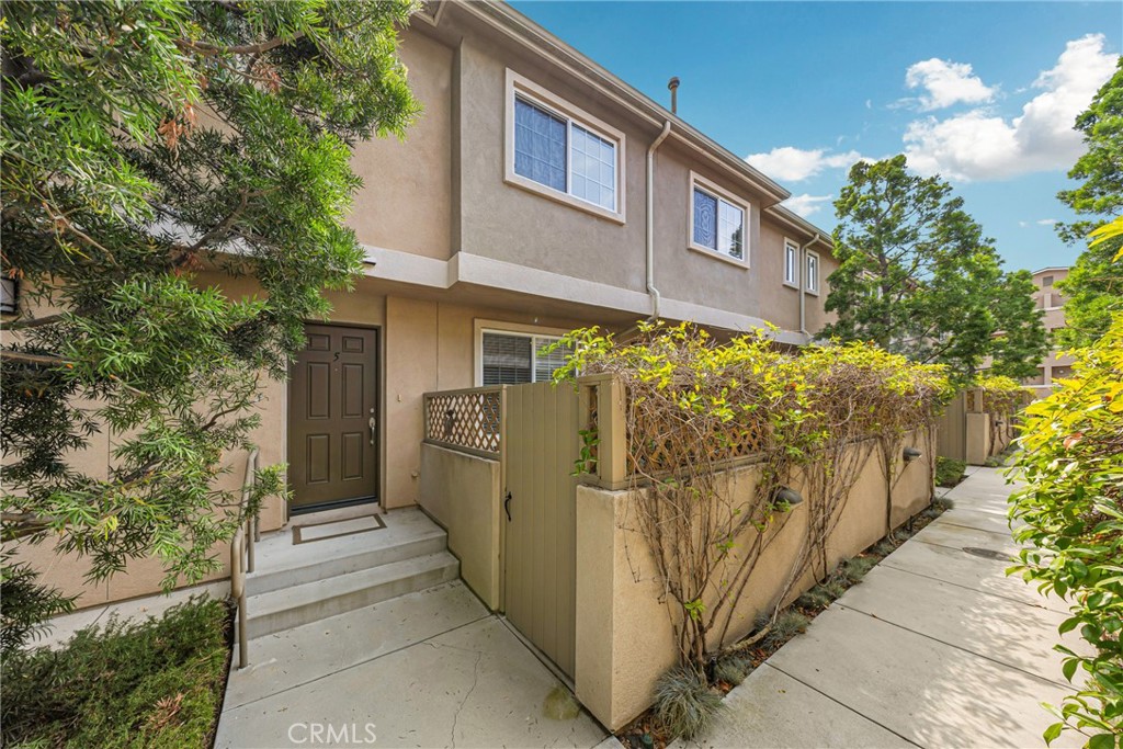 1407 Lomita Boulevard 17