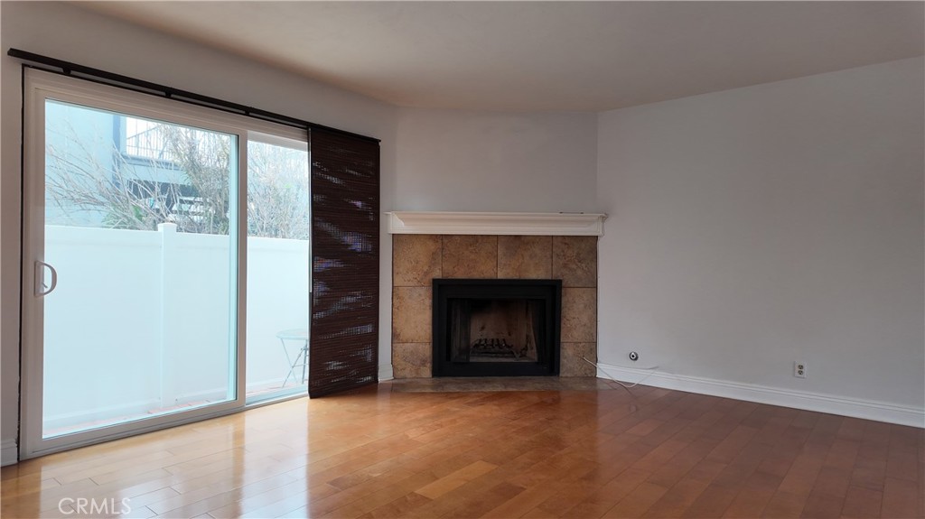 2610 Voorhees Avenue 4