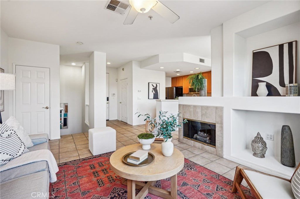 13075 Pacific Promenade 407