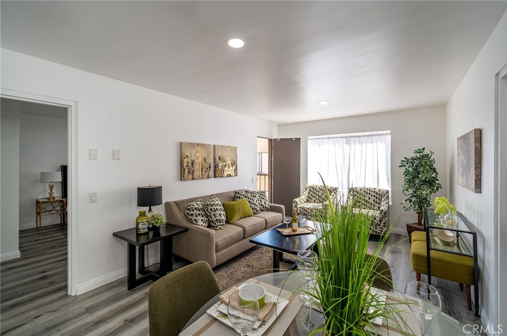 225 W 6th Street 510