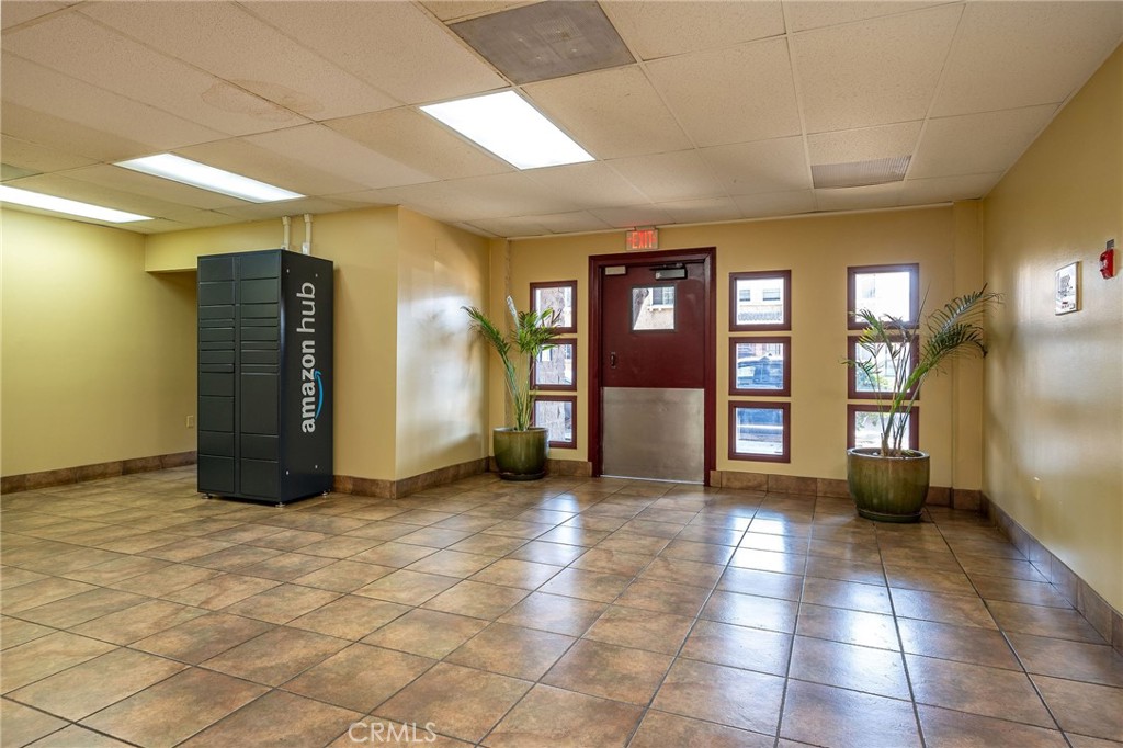 225 W 6th Street 510