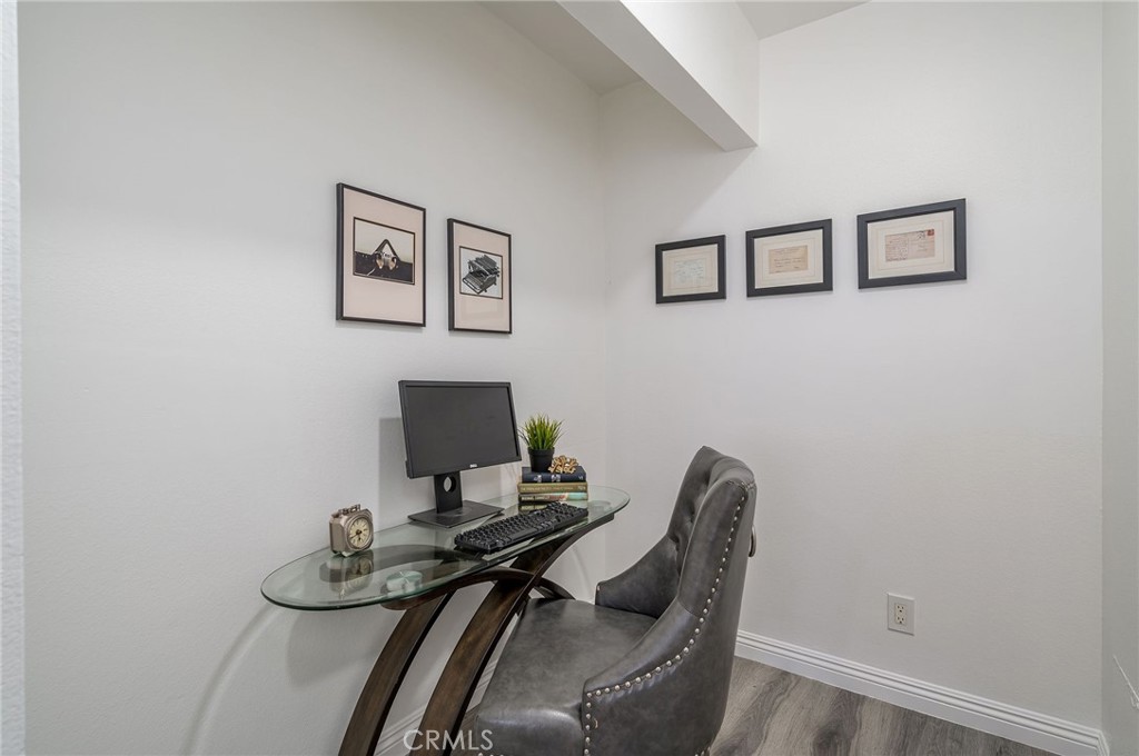 225 W 6th Street 510