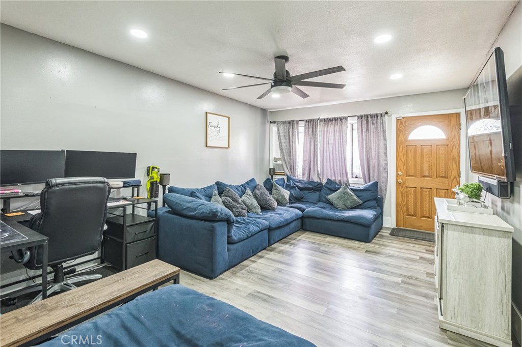 11 Scottsdale Drive S 177