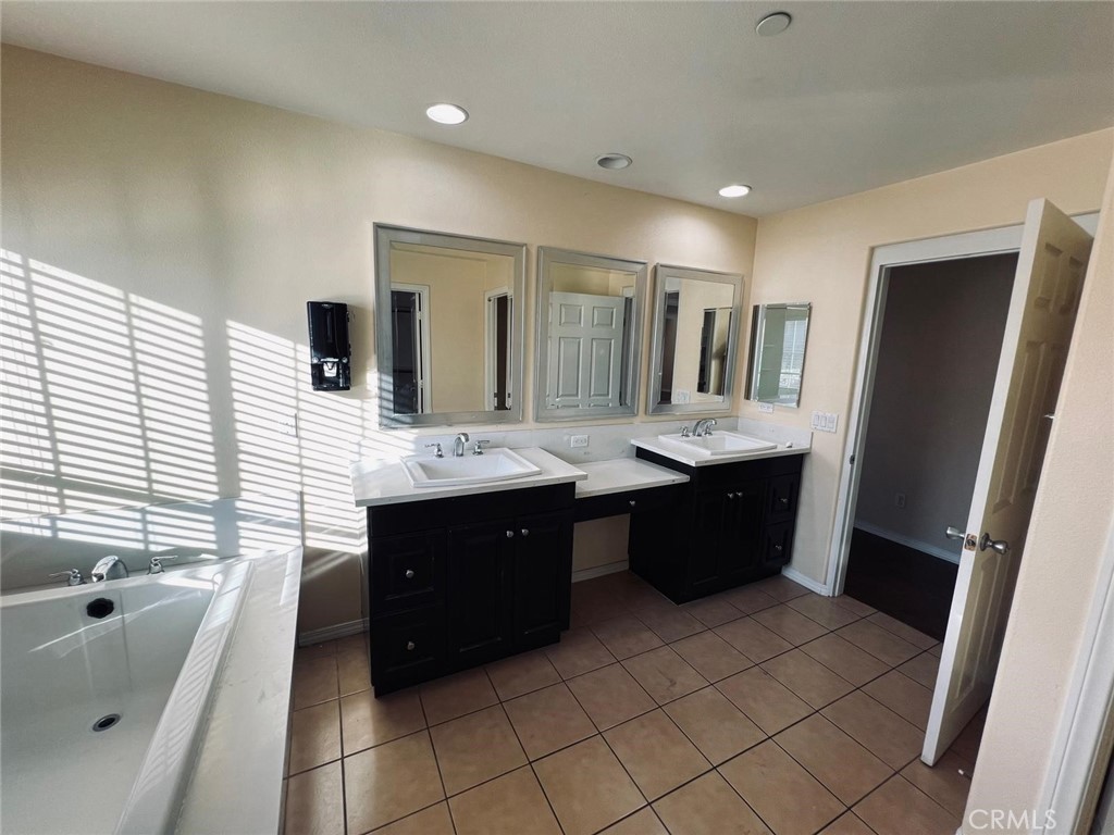 11961 Nuthatch Court