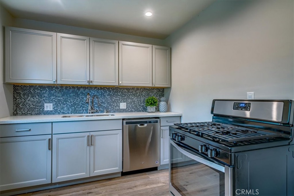 323 Culver Boulevard