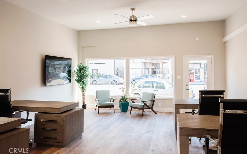 323 Culver Boulevard
