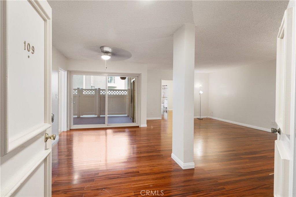 5625 Sumner Way 109