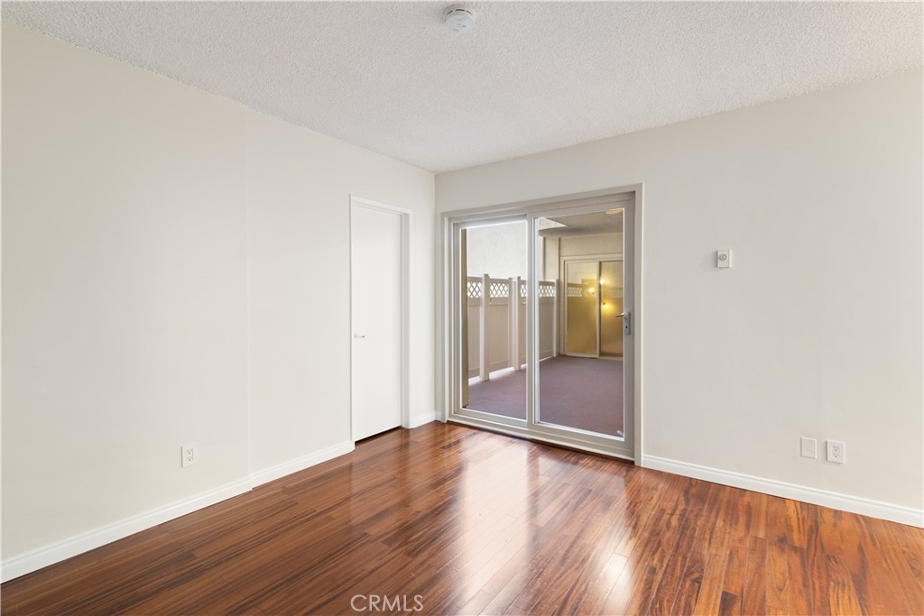 5625 Sumner Way 109