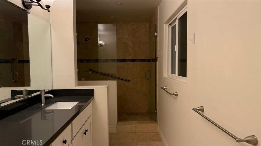 1765 Vista Del Valle Drive