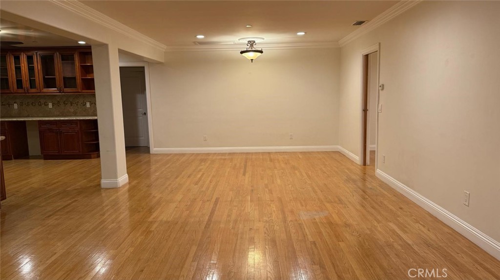 1765 Vista Del Valle Drive