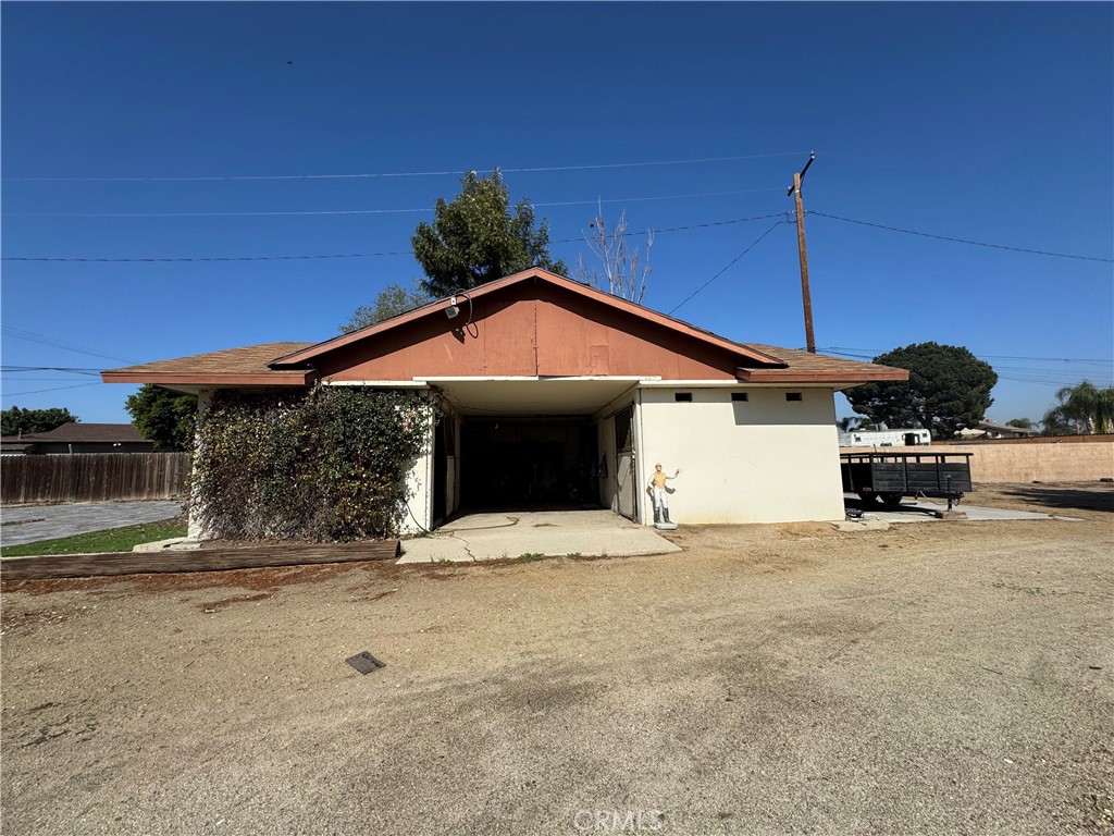 12653 Eastend Avenue