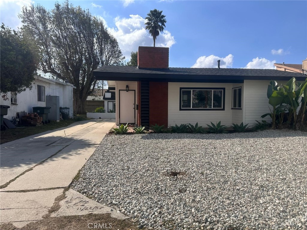 2072 Santa Fe Avenue A