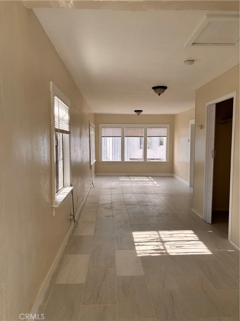 3672 S Western Avenue