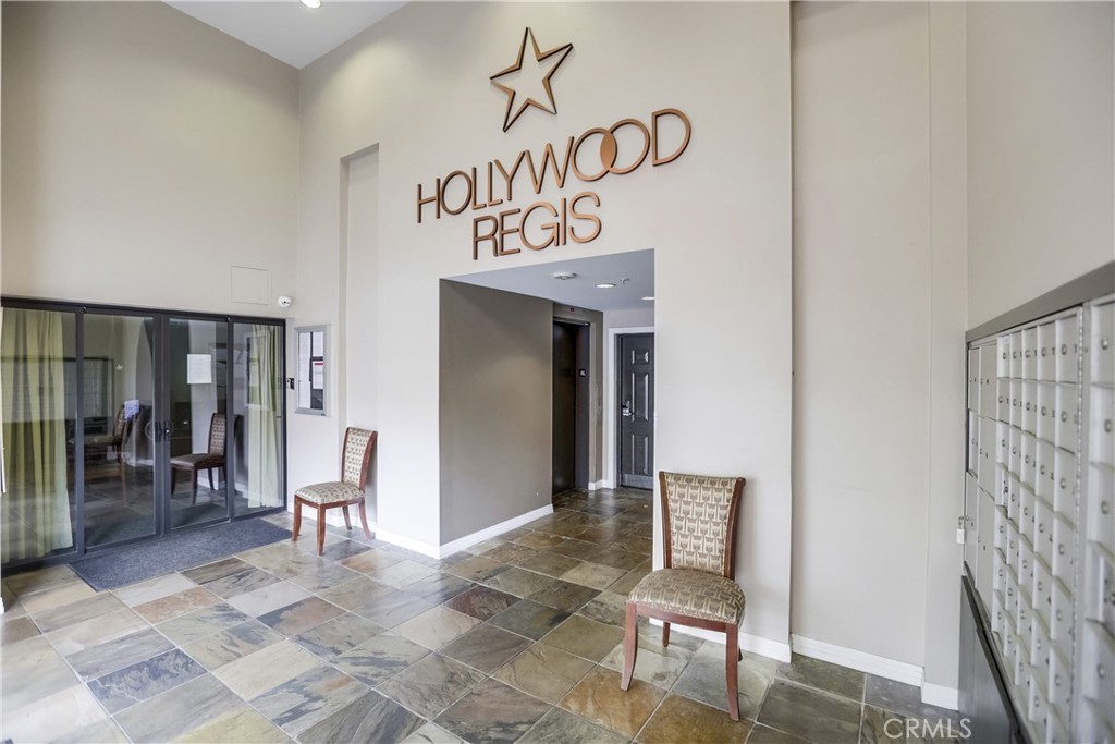 7320 Hawthorn Avenue 409