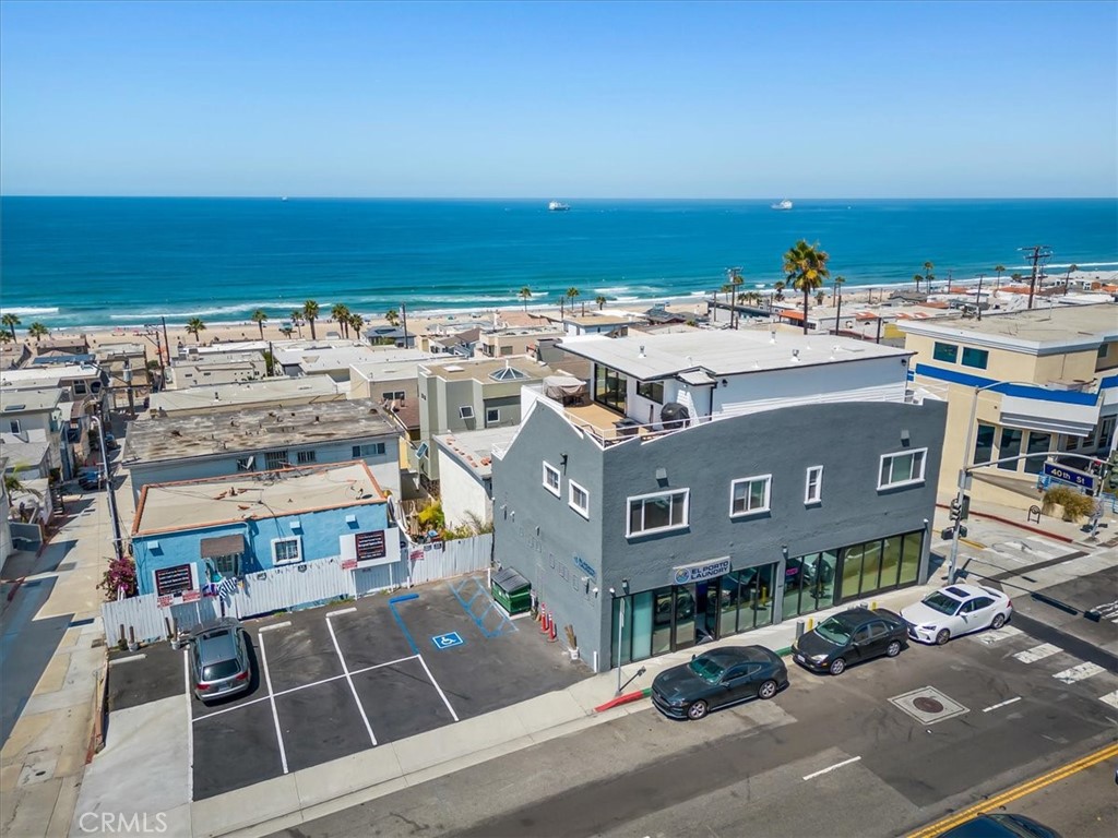 3921 Highland Avenue