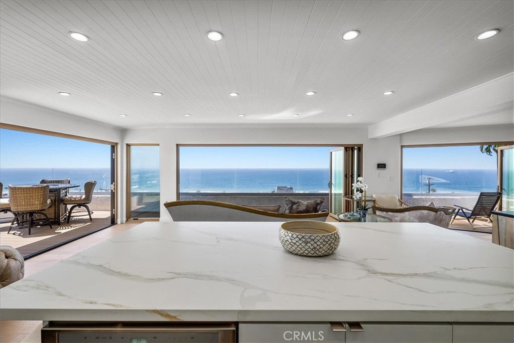 3921 Highland Avenue