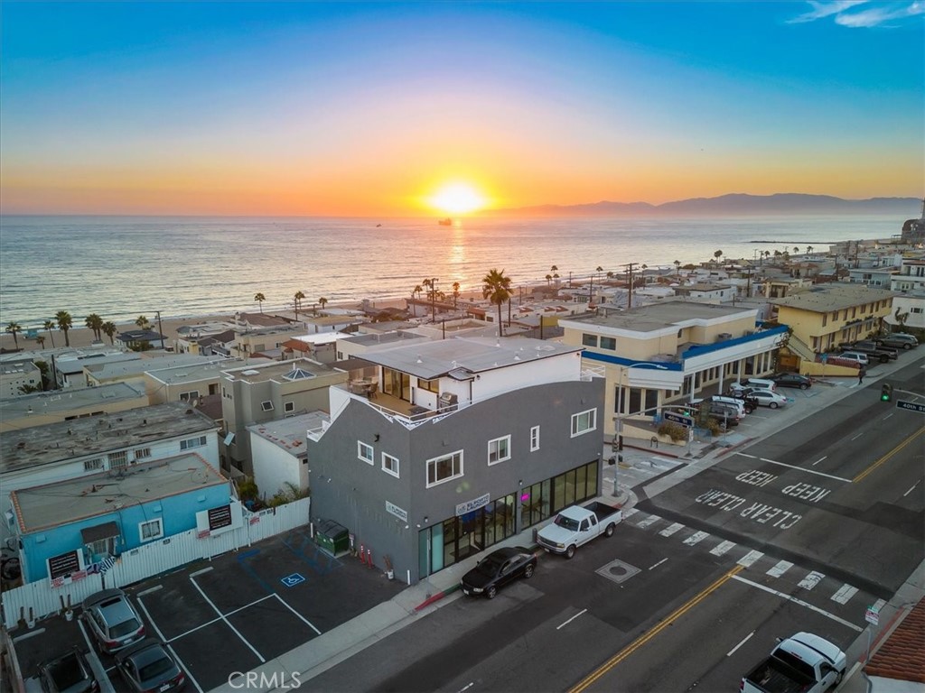 3921 Highland Avenue