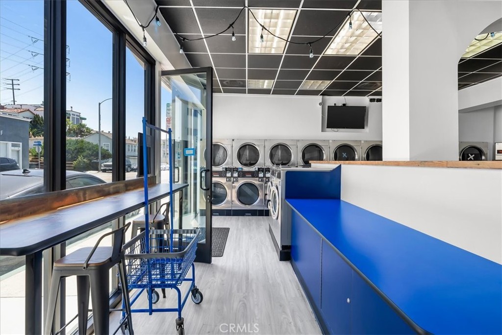 3921 Highland Avenue