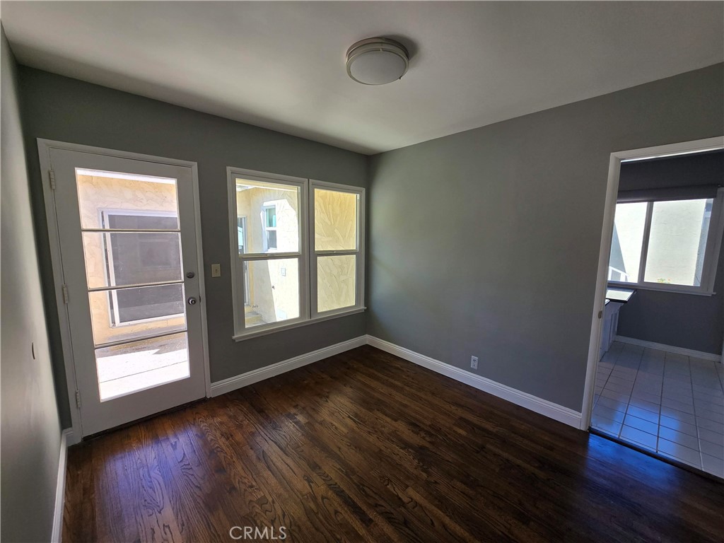 4726 Greenmeadows Avenue