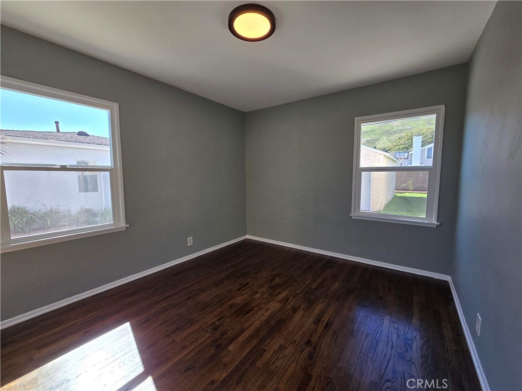 4726 Greenmeadows Avenue