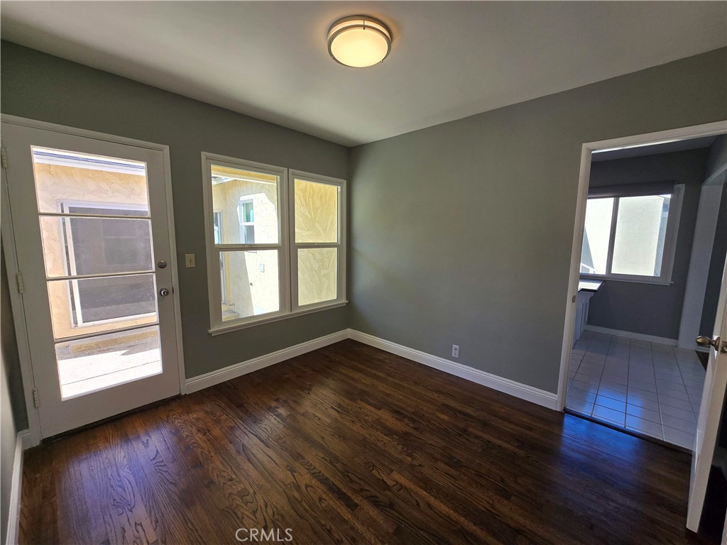 4726 Greenmeadows Avenue