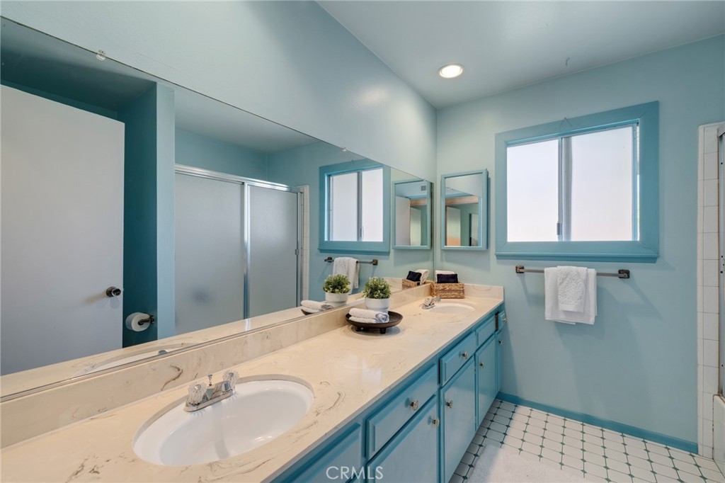 1836 Peninsula Verde Drive